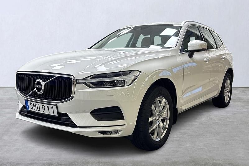 Vit Begagnad 2018 Volvo XC60 Momentum SUV | 319 900 kr (Marknadspris) - Bild 1/4