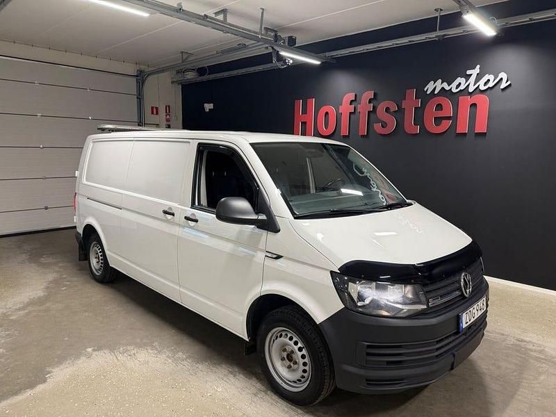 Vit Begagnad 2018 VW T6 Van | 149 900 kr (Bra pris) - Bild 1/4