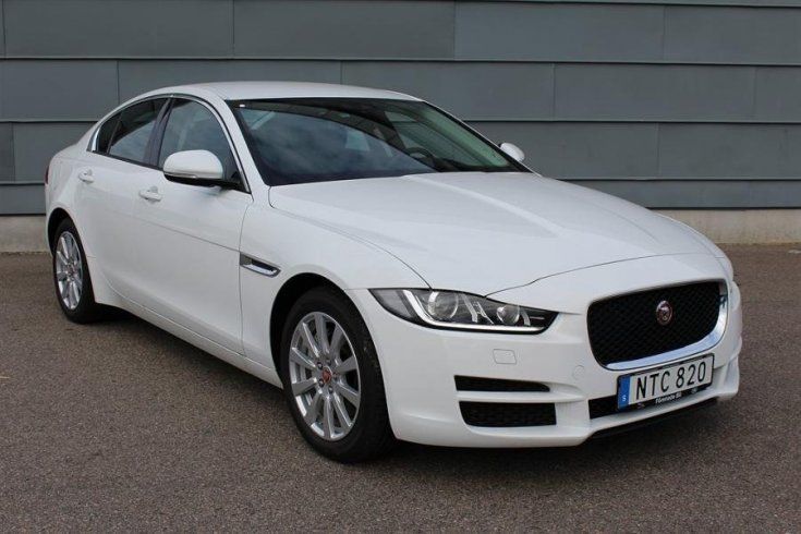svart jaguar svart jaguar