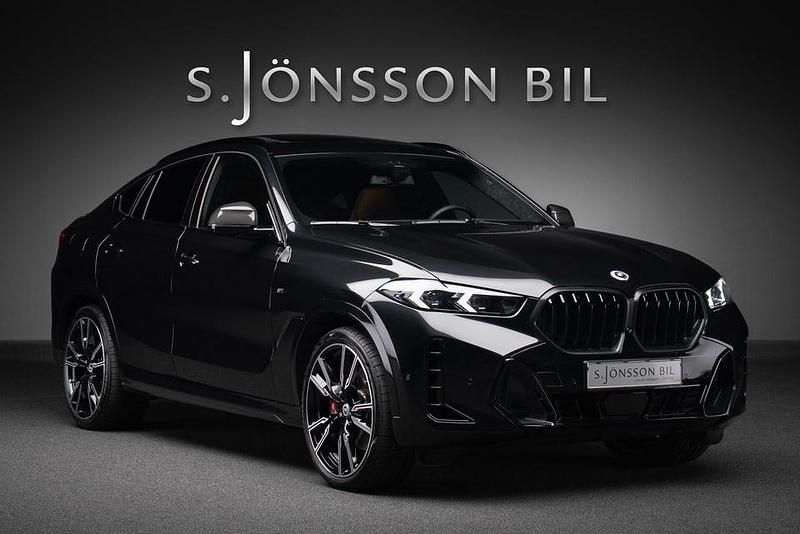 Svart Begagnad 2024 BMW X6 M Sport SUV | 995 000 kr (Marknadspris) - Bild 1/4