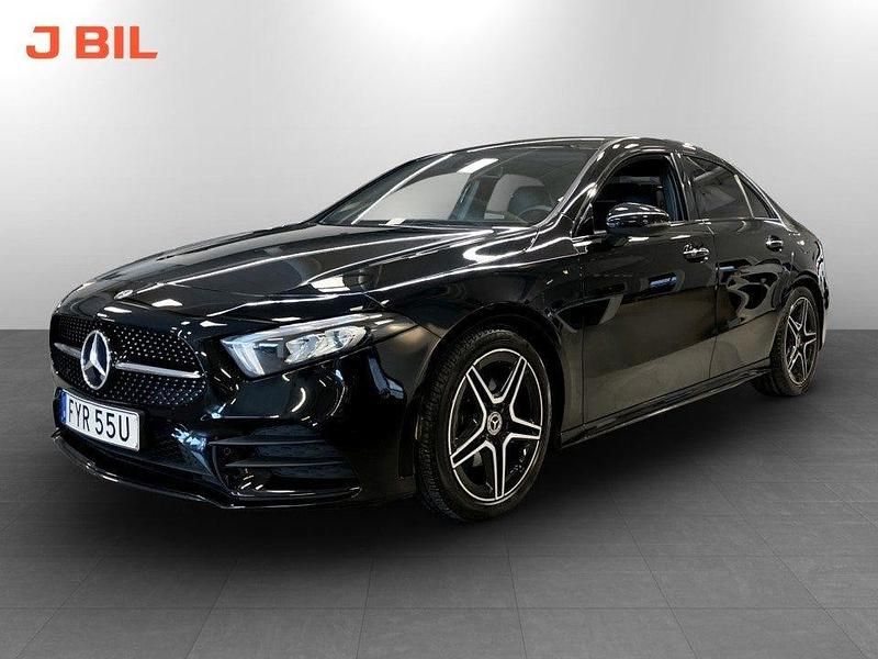 Begagnad Mercedes A200 Premium 163 HK (119 kW) 2020 Svart Sedan