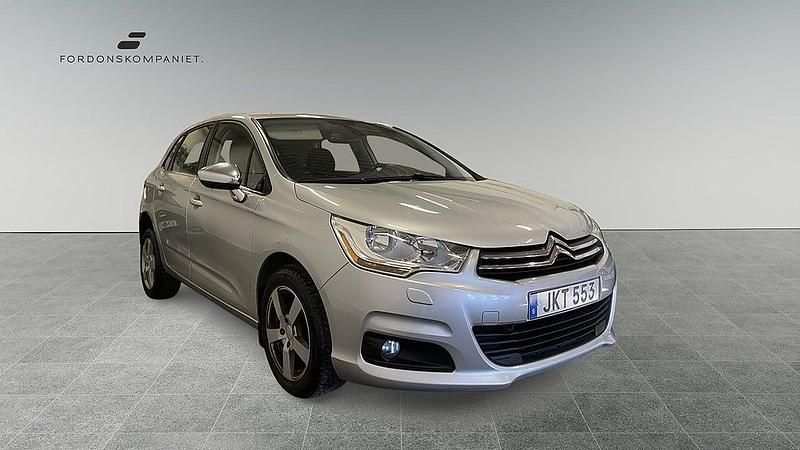 Begagnad Citroën C4 SELECTION 114 HK (83 kW) 2014 Silver Halvkombi