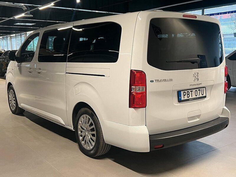 Begagnad Peugeot e-Traveller Business-Line 100 kW (136 HK) 2023 Vit Minibuss
