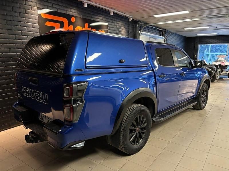 Blå Begagnad 2023 Isuzu D-Max Pickup | 708 750 kr - Bild 1/4