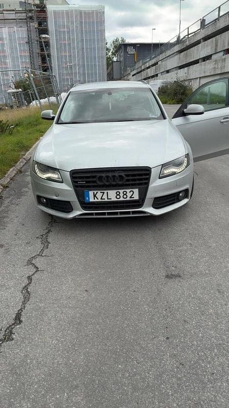 Silver Begagnad 2011 Audi A4 Kombi | 58 500 kr (Bra pris) - Bild 1/2