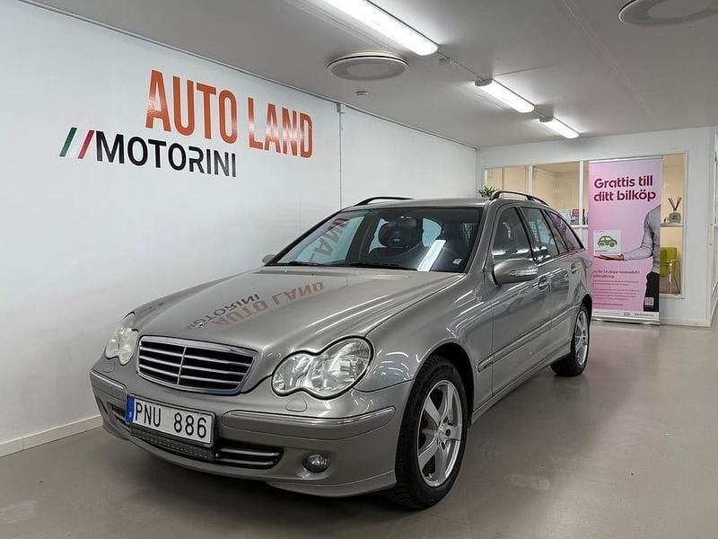 Silver Begagnad 2006 Mercedes C180 Avantgarde Kombi | 39 900 kr (Marknadspris) - Bild 1/4
