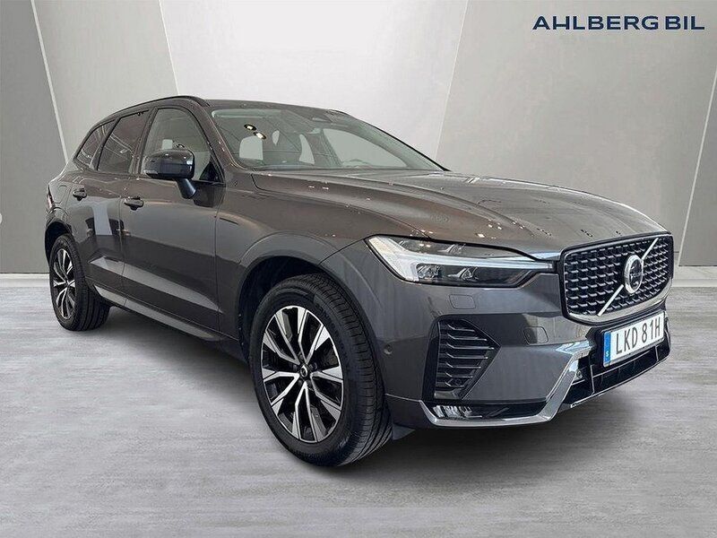 Grå Begagnad 2023 Volvo XC60 Plus SUV | 479 500 kr (Lite dyr) - Bild 1/3