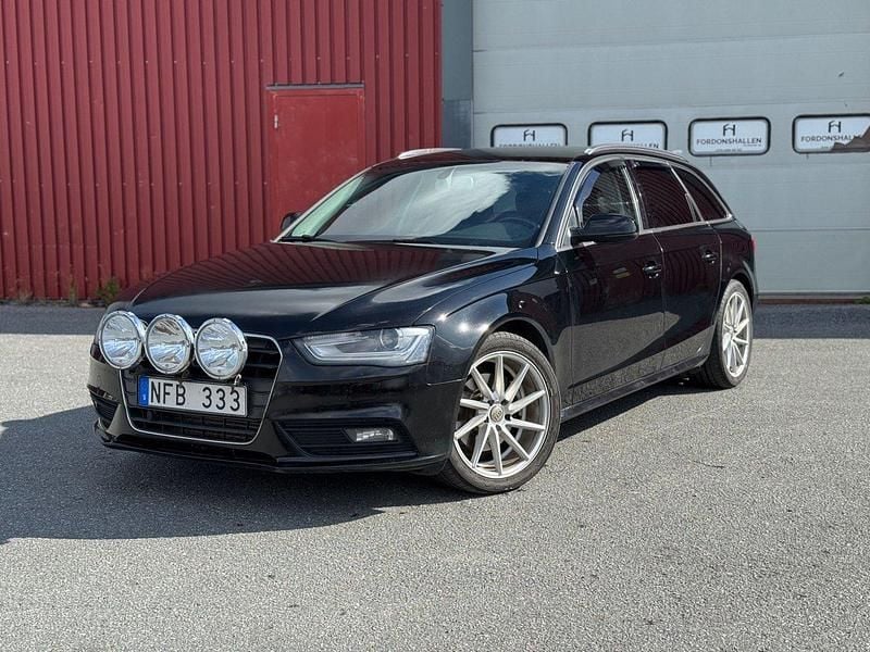 Svart Begagnad 2013 Audi A4 Kombi | 109 900 kr (Marknadspris) - Bild 1/4