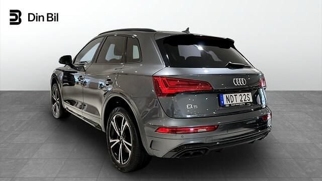 Begagnad Audi Q5 S-Line 204 HK (150 kW) 2022 Daytonagrå pärleffekt SUV