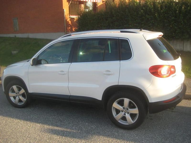 Begagnad 2011 VW Tiguan SUV | 69 000 kr (Marknadspris) - Bild 1/4