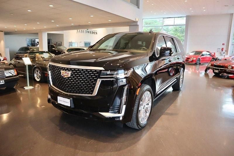Svart Begagnad 2022 Cadillac Escalade SUV | 1 299 900 kr (Superpris) - Bild 1/4