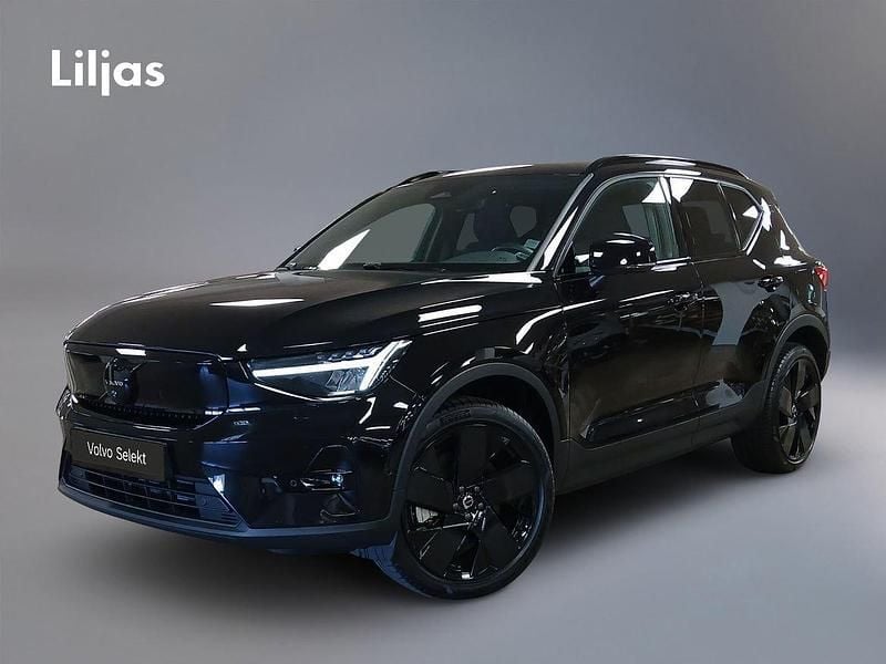 Svart Begagnad 2025 Volvo EX40 Ultra SUV | 514 900 kr - Bild 1/3