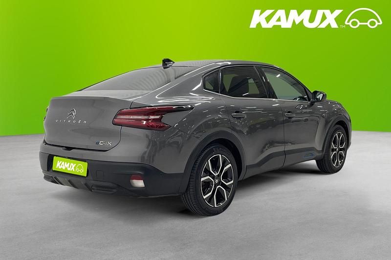 Begagnad Citroën e-C4 Exclusive 100 kW (136 HK) 2022 Silver/grå Sedan