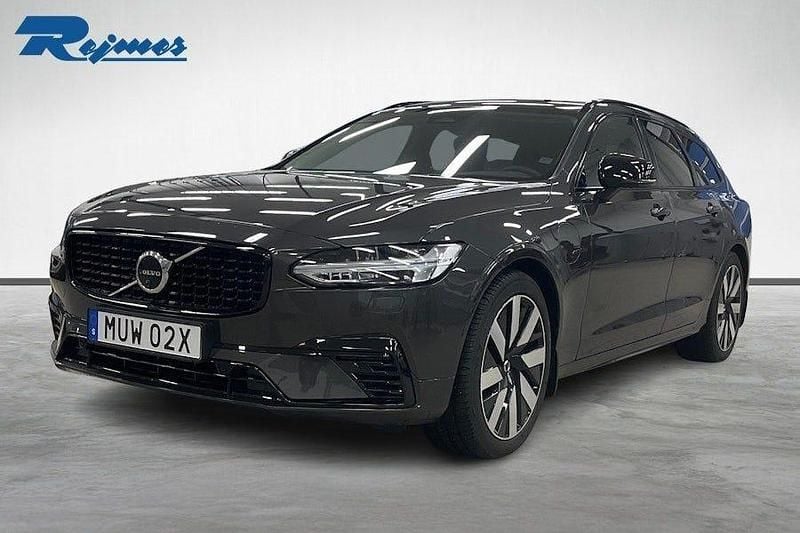 Platinum grey metallic Begagnad 2025 Volvo V90 Plus Kombi | 469 900 kr - Bild 1/4