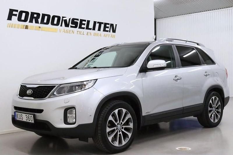 Grå Begagnad 2013 Kia Sorento SUV | 129 900 kr (Lite dyr) - Bild 1/4
