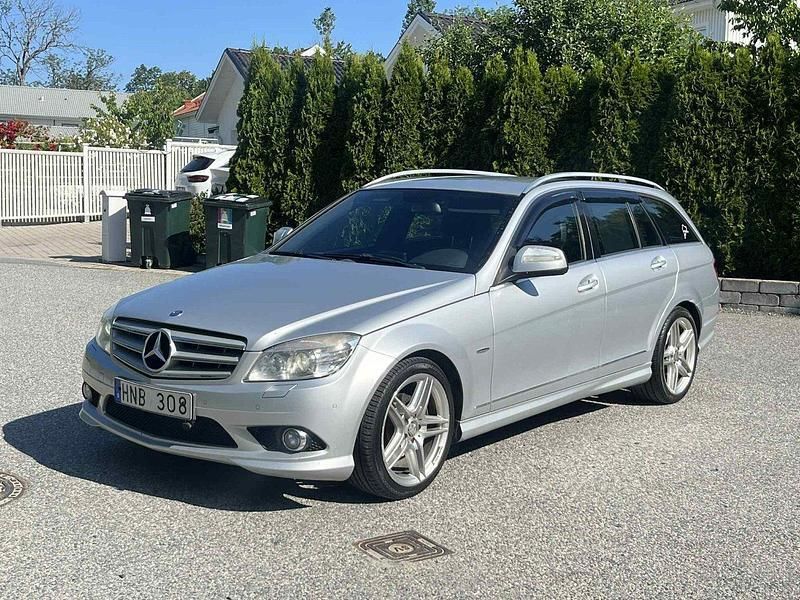 Silver Begagnad 2008 Mercedes C180 Avantgarde Kombi | 74 900 kr (Lite dyr) - Bild 1/4