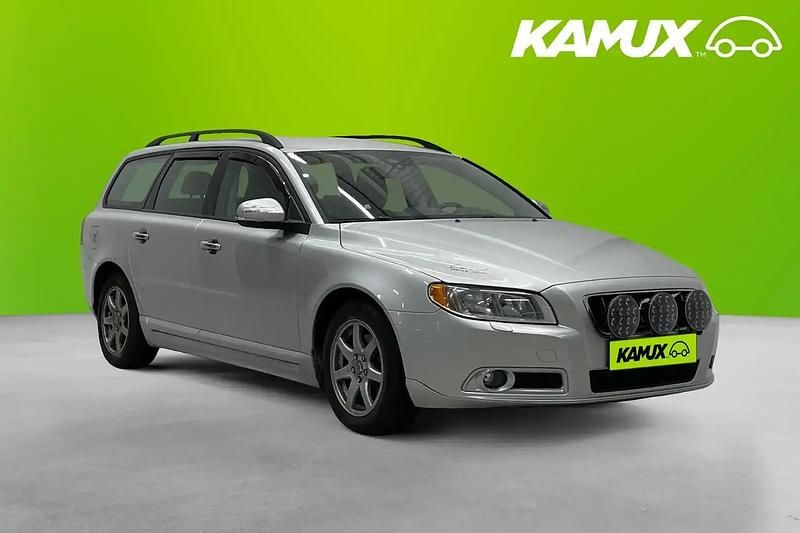 Silver/grå Begagnad 2012 Volvo V70 Kombi | 89 800 kr (Marknadspris) - Bild 1/3