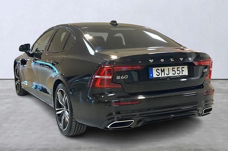 Begagnad Volvo S60 R-Design 253 HK (186 kW) 2020 Svart Sedan