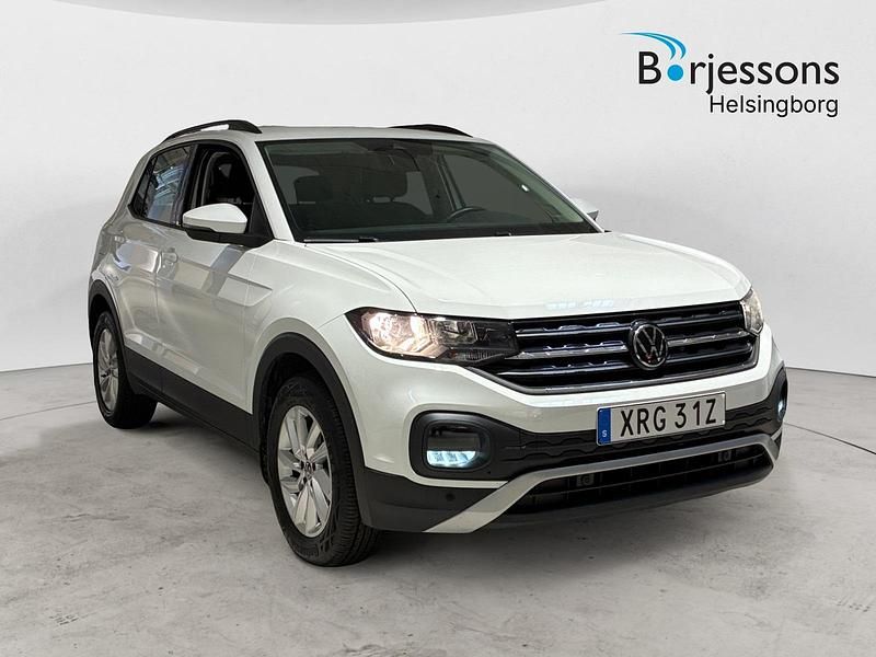 Vit Begagnad 2023 VW T-Cross Life SUV | 194 800 kr (Marknadspris) - Bild 1/2