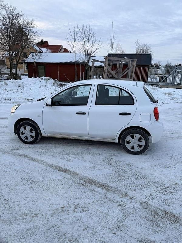 Begagnad Nissan Micra 80 HK (58 kW) 2014 Halvkombi