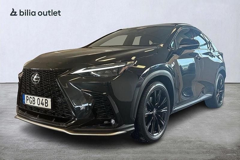Begagnad Lexus NX450h+ Sport Line 309 HK (227 kW) 2022 Svart SUV