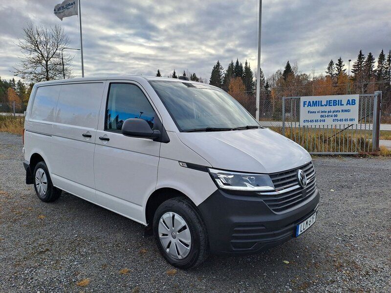 Vit Begagnad 2022 VW T6.1 Van | 399 000 kr (Bra pris) - Bild 1/4