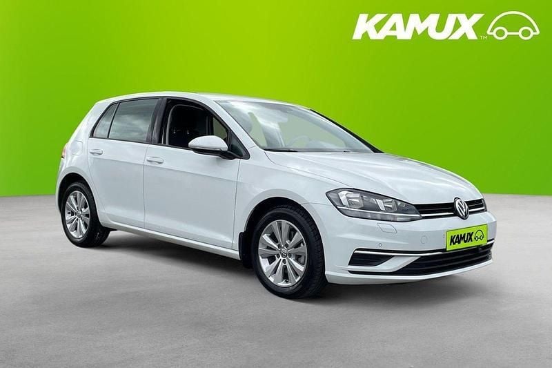 Vit Begagnad 2019 VW Golf VII Halvkombi | 218 900 kr (Marknadspris) - Bild 1/4
