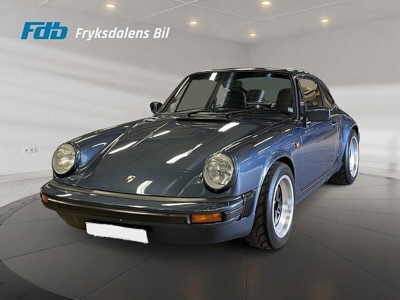 Mörkblå Begagnad 1982 Porsche 911SC | 795 000 kr - Bild 1/4