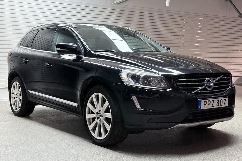 Svart Begagnad 2014 Volvo XC60 Summum SUV | 134 000 kr (Marknadspris) - Bild 1/4