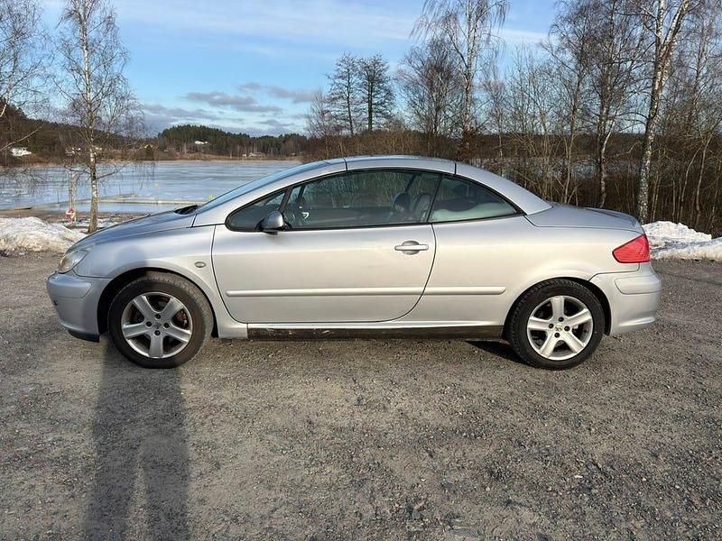 Begagnad Peugeot 307 136 HK (100 kW) 2005 Silver