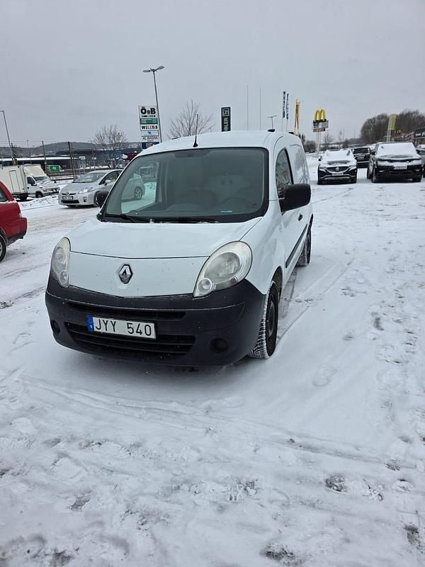 Begagnad Renault Kangoo 68 HK (50 kW) 2010