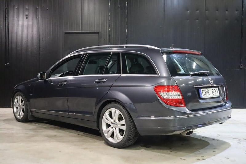 Begagnad Mercedes C250 Avantgarde 204 HK (150 kW) 2010 Mörkgrå Kombi