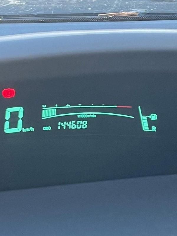 Silver Begagnad 2009 Toyota Yaris Halvkombi | 41 000 kr (Marknadspris) - Bild 1/4