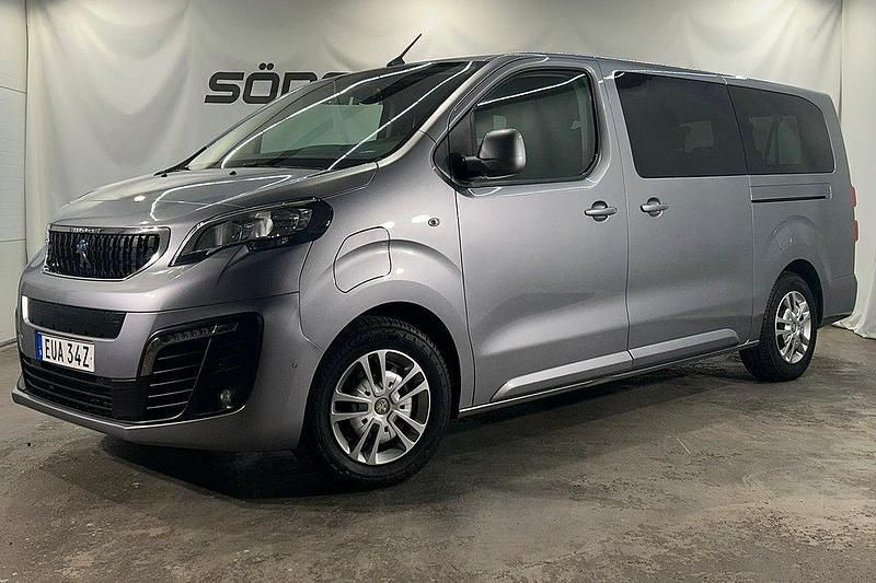 Grå Begagnad 2021 Peugeot e-Traveller Minibuss | 349 900 kr - Bild 1/4