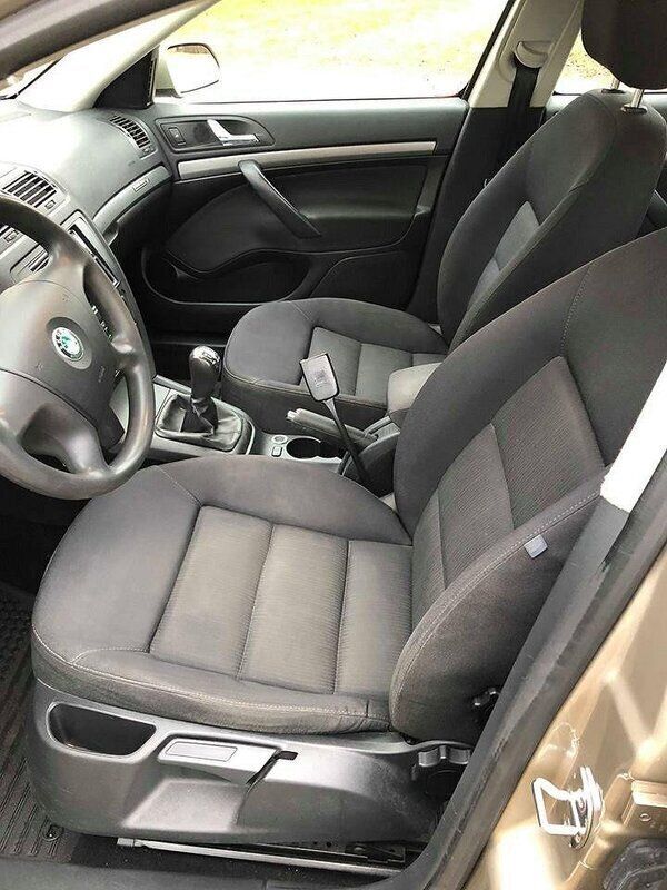 Begagnad Skoda Octavia Elegance 150 HK (110 kW) 2005 Ljusbrun Sedan