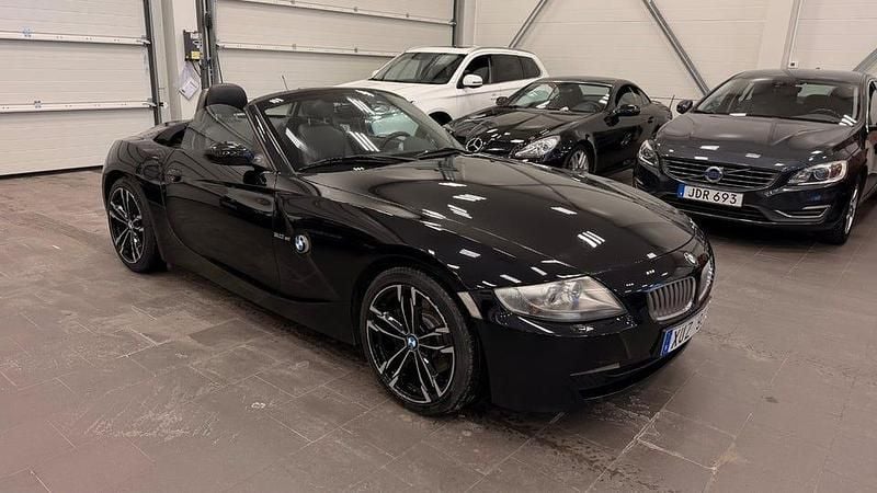 Begagnad BMW Z4 265 HK (194 kW) 2006 Svart Cab