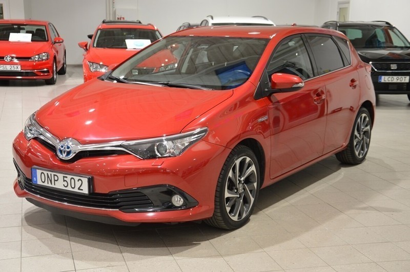 Såld Toyota Auris Hybrid 0000 2016, begagnad 2016, 4 500