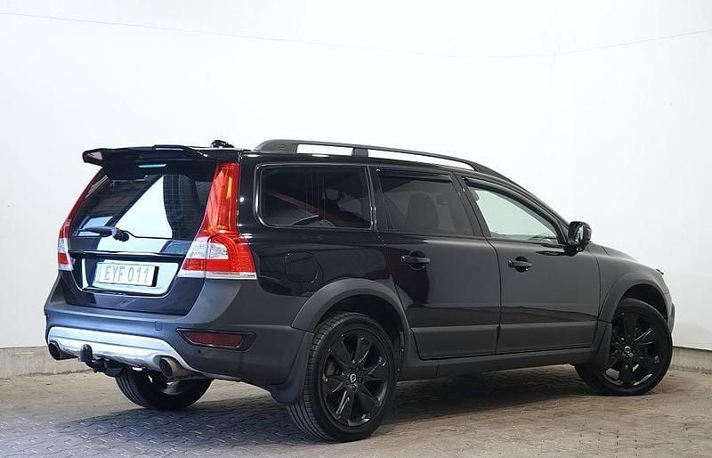 Begagnad Volvo XC70 Momentum 181 HK (133 kW) 2015 Svart Kombi