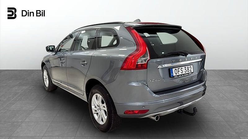 Begagnad Volvo XC60 Kinetic 150 HK (110 kW) 2016 Grå SUV