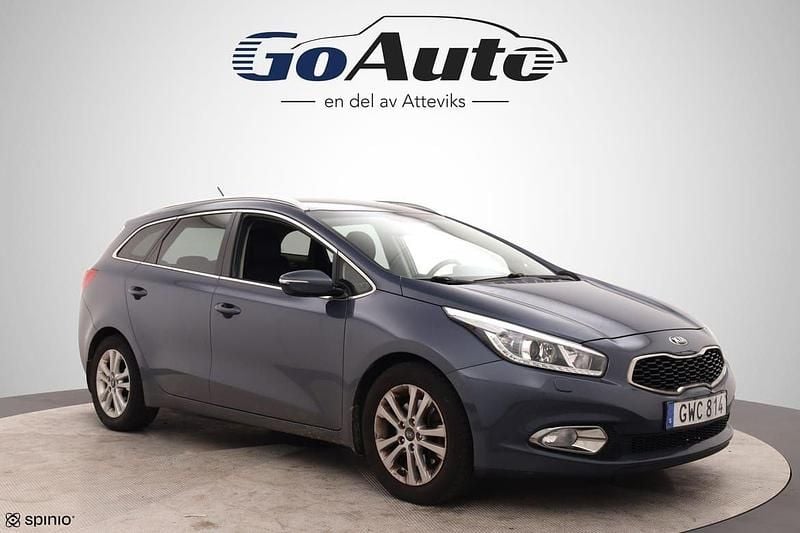 Blå Begagnad 2015 Kia Ceed Sportswagon Comfort Kombi | 79 500 kr (Marknadspris) - Bild 1/4