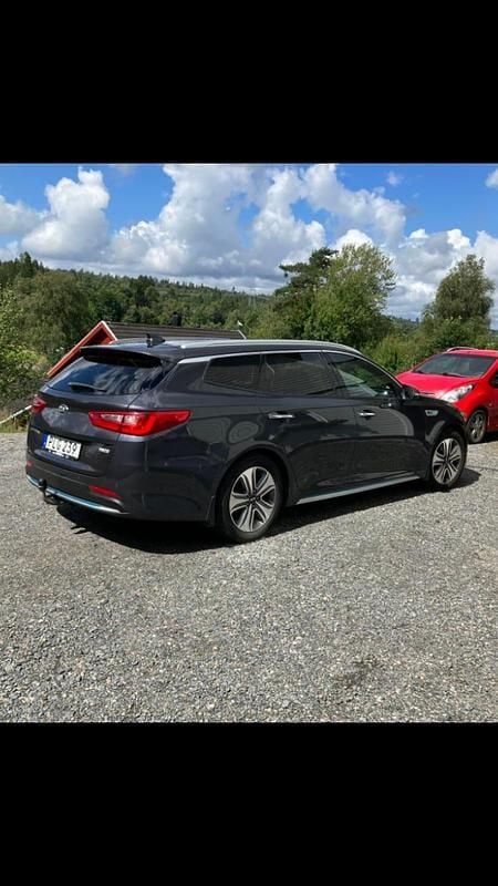 Begagnad 2018 Kia Optima Sport Kombi | 99 000 kr (Bra pris) - Bild 1/4