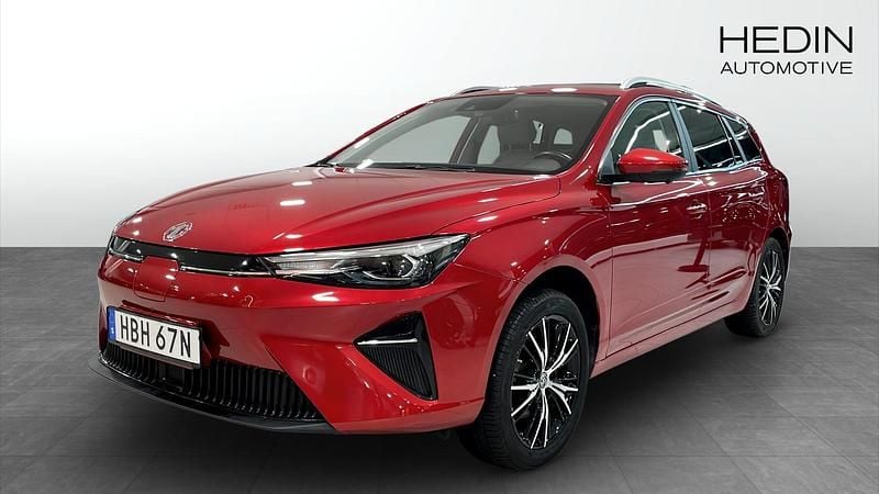 Röd Begagnad 2022 MG MG5 EV Luxury Kombi | 202 900 kr (Marknadspris) - Bild 1/4