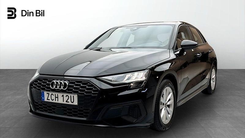 Svart Begagnad 2021 Audi A3 Sportback Proline Halvkombi | 249 000 kr (Marknadspris) - Bild 1/4