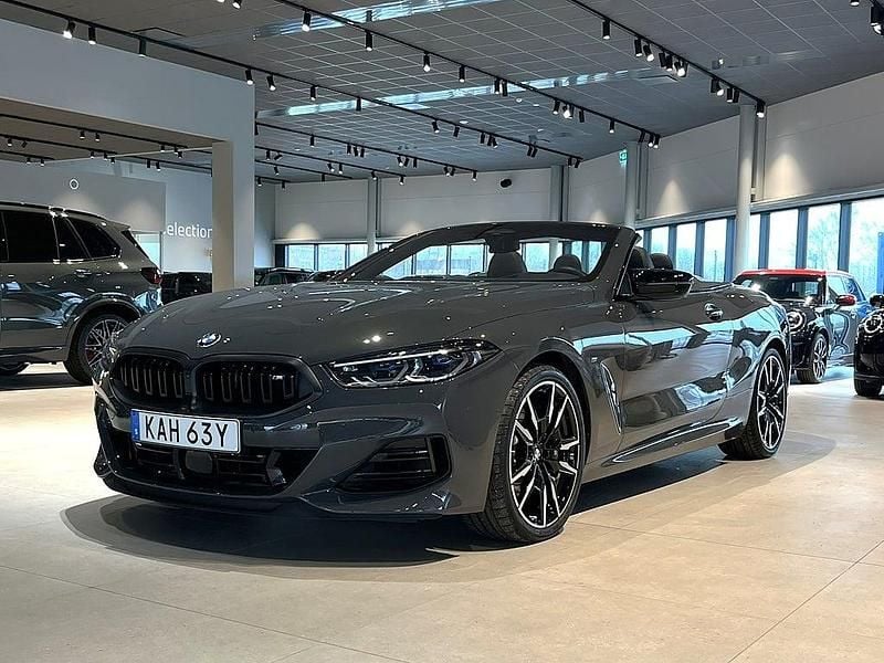 Begagnad BMW M850 530 HK (389 kW) 2024 Grå Sportkupé