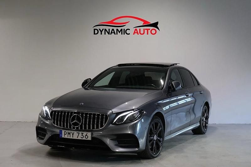 Grå Begagnad 2018 Mercedes E220 AMG Sedan | 279 900 kr (Marknadspris) - Bild 1/4