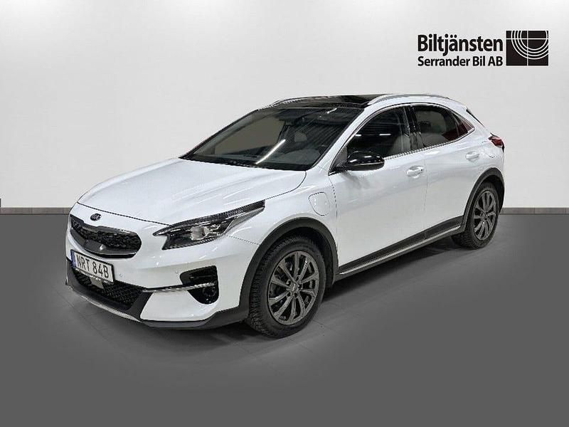 Vit Begagnad 2021 Kia XCeed Advance SUV | 259 900 kr (Dyr) - Bild 1/4