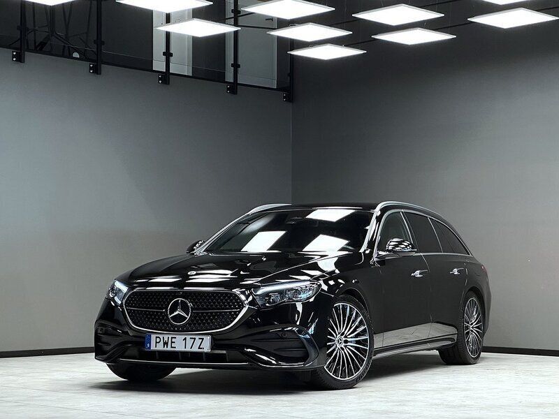 Svart Begagnad 2023 Mercedes E300 AMG line Kombi | 699 900 kr (Marknadspris) - Bild 1/3