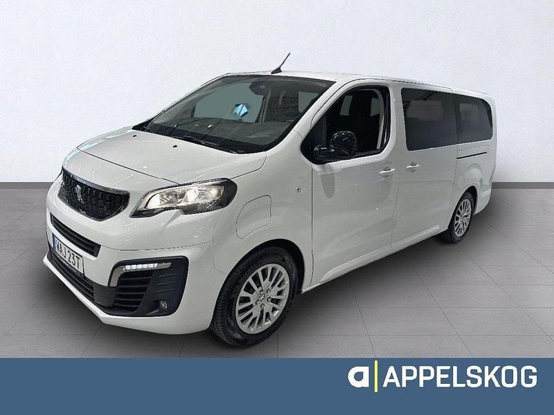 Vit Begagnad 2023 Peugeot e-Traveller Business-Line Minibuss | 459 900 kr - Bild 1/4