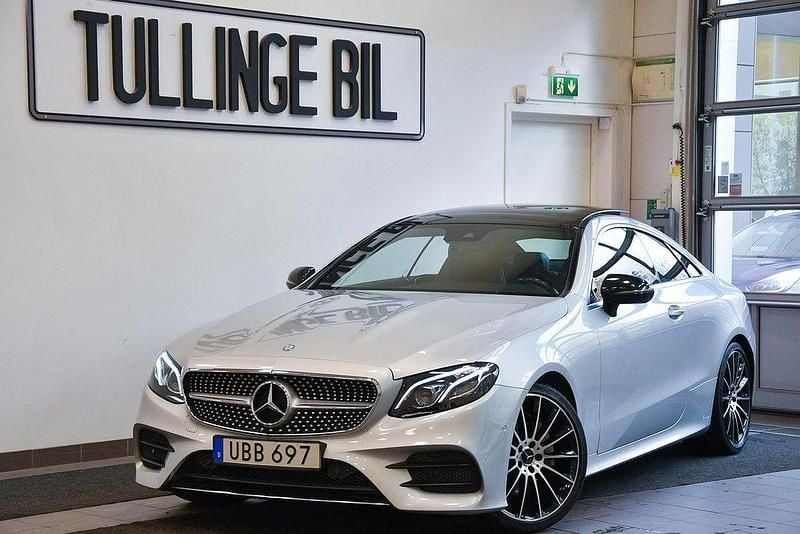 Silver Begagnad 2017 Mercedes E220 AMG Sportkupé | 338 900 kr (Marknadspris) - Bild 1/4
