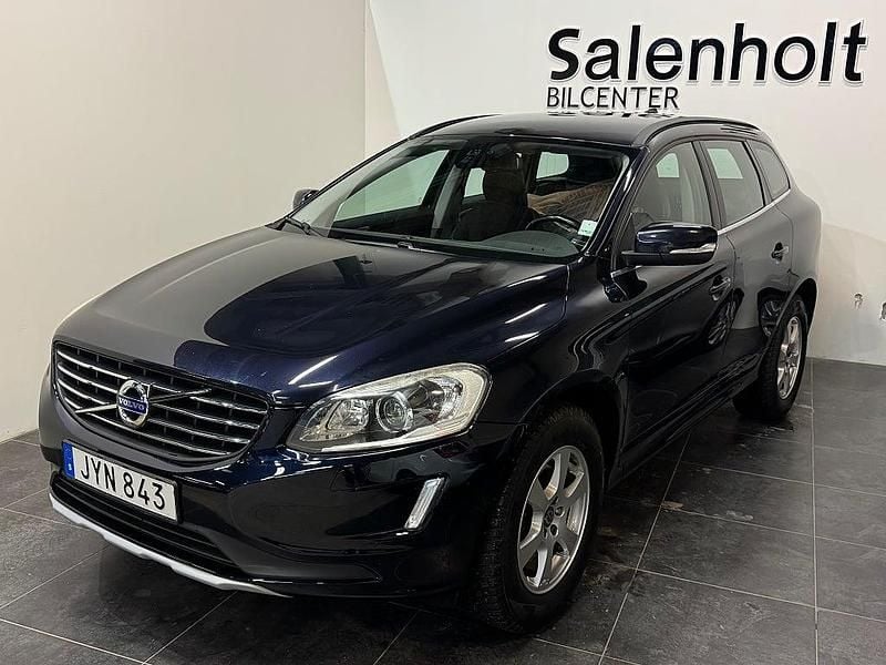 Begagnad Volvo XC60 Momentum 245 HK (180 kW) 2015 Blå SUV